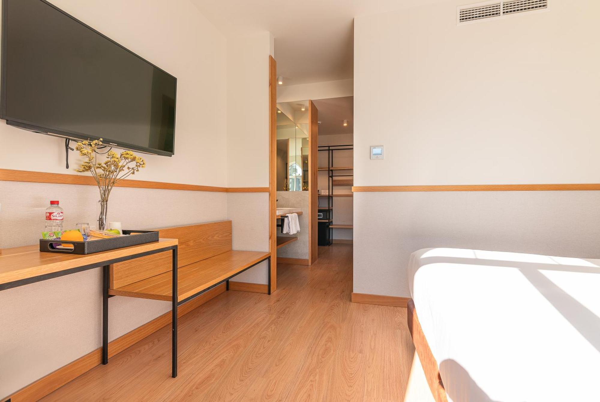Sercotel El Balcon De La Bahia Suites Santander Bagian luar foto
