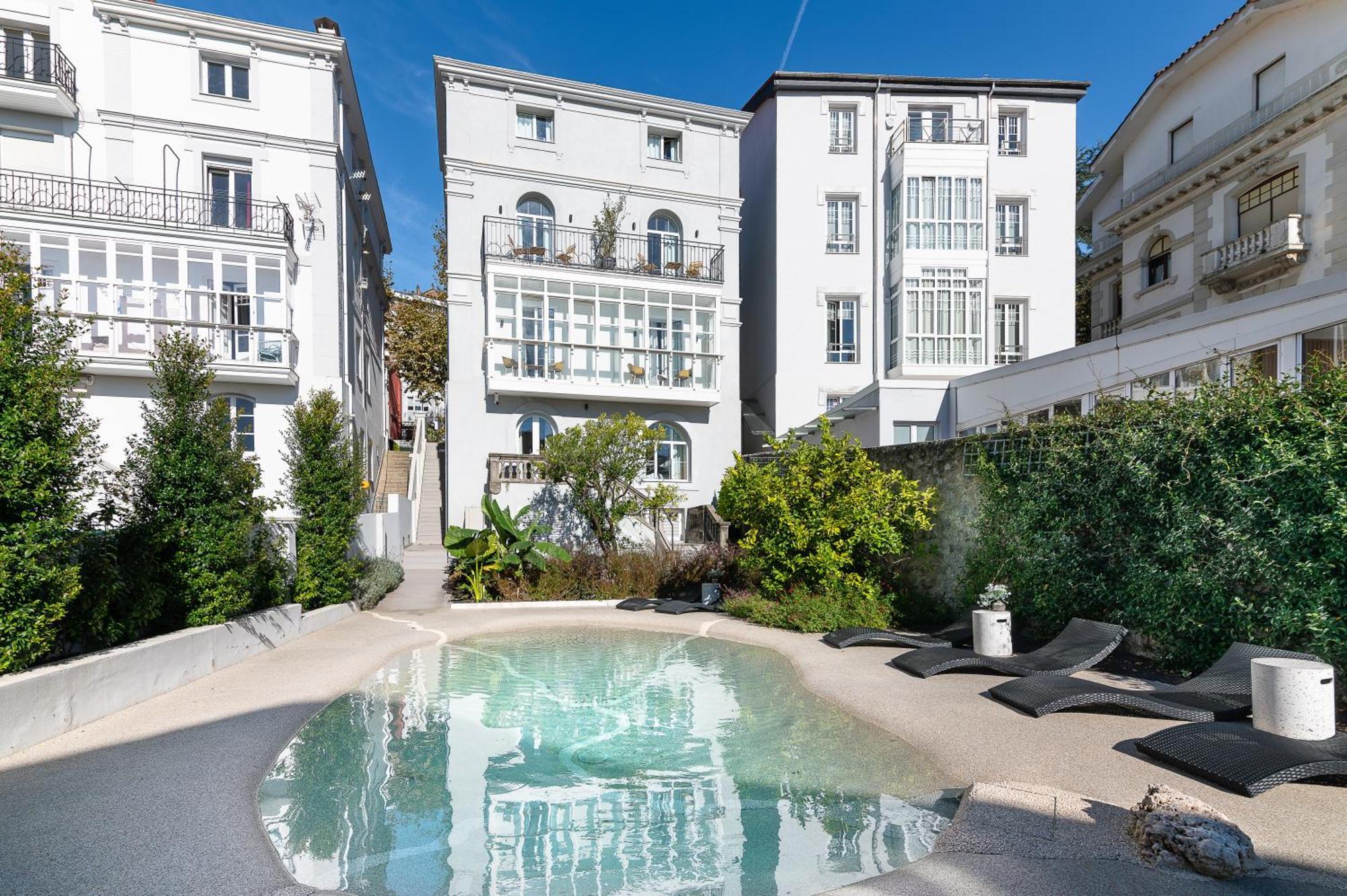 Sercotel El Balcon De La Bahia Suites Santander Bagian luar foto